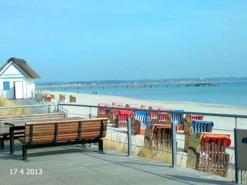 Appartamento Haus Am Heidebeck Scharbeutz Esterno foto